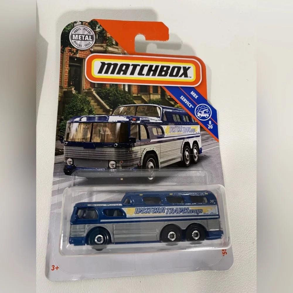 Matchbox 11 Piece Lot Pickup Trucks Buses Commercial Vehicles ALL NEW